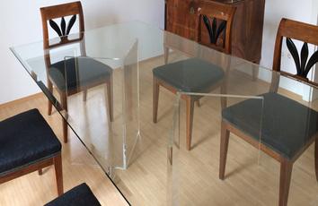 acryl-im-raum-tafelrunde-esstisch-29.jpg