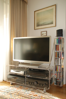 acryl-im-raum-tv-hifi-cd-20.jpg